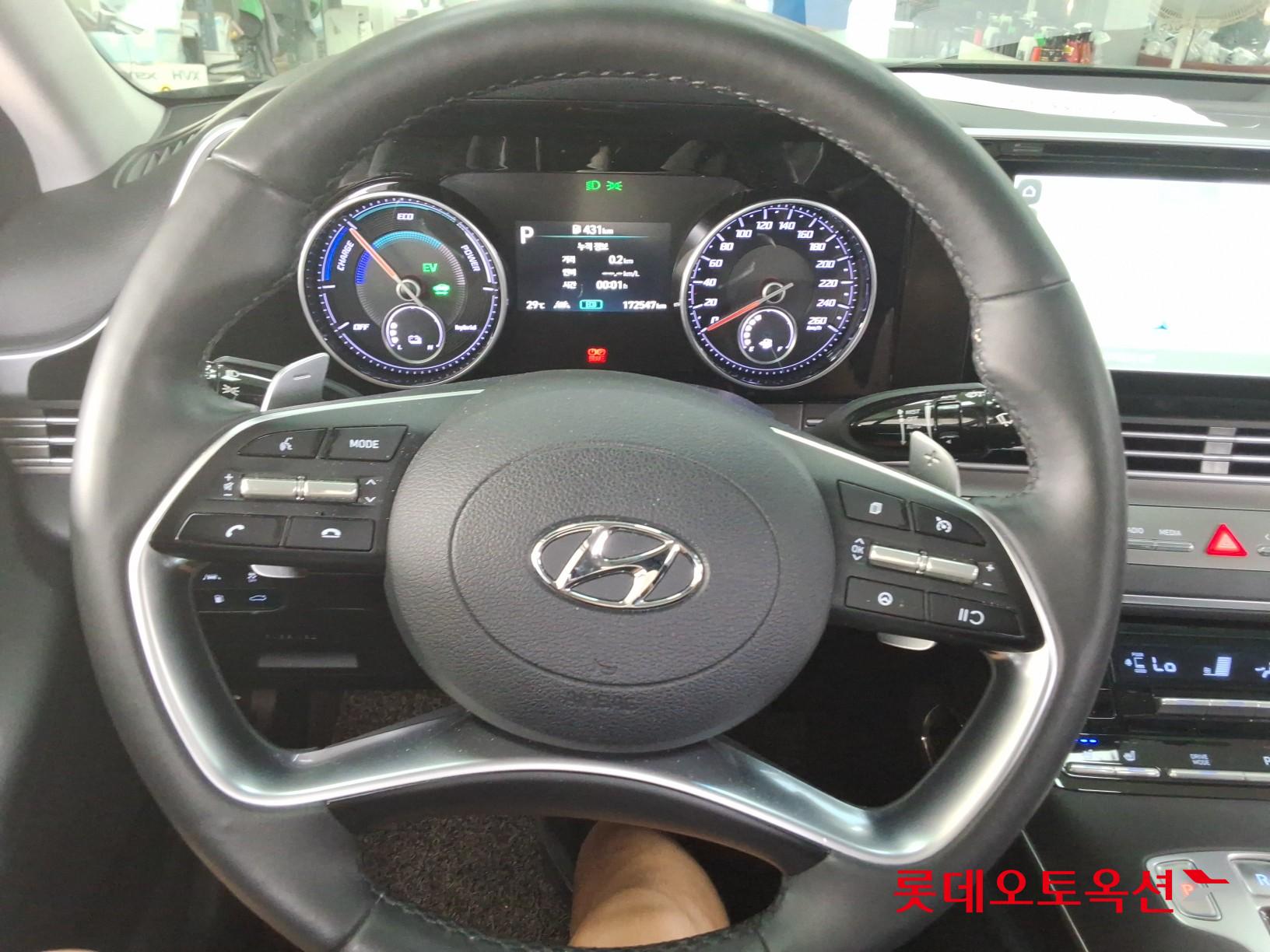 2022 - hyundai grandeur