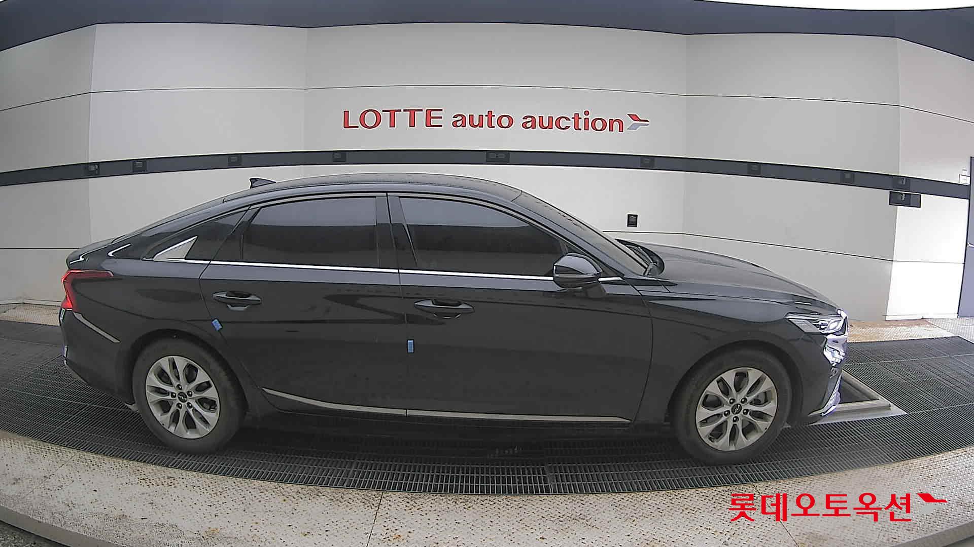 2023 - kia k8