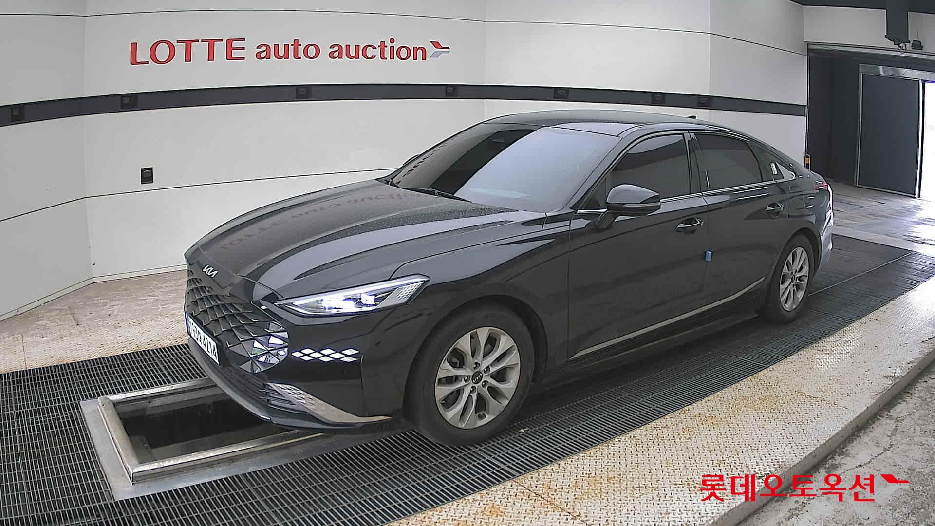 2023 - kia k8