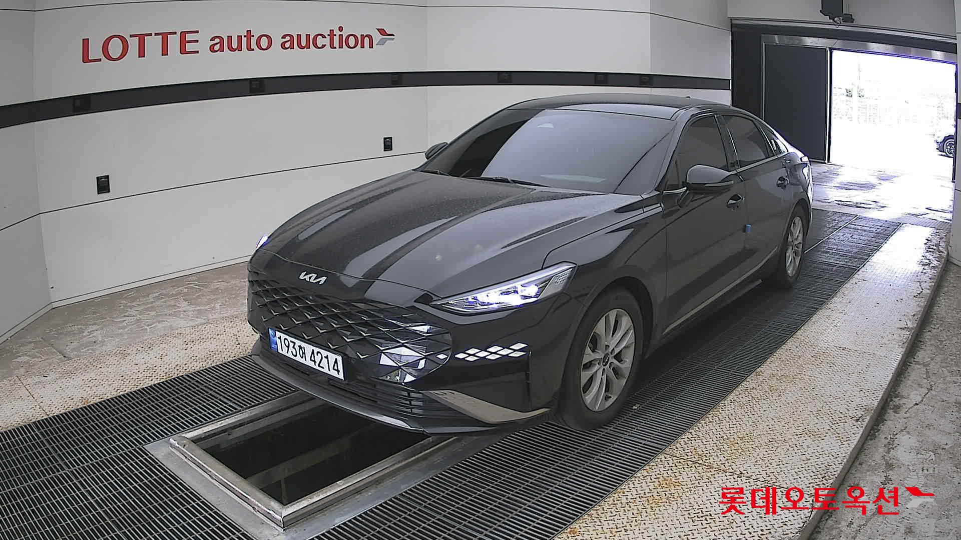 2023 - kia k8