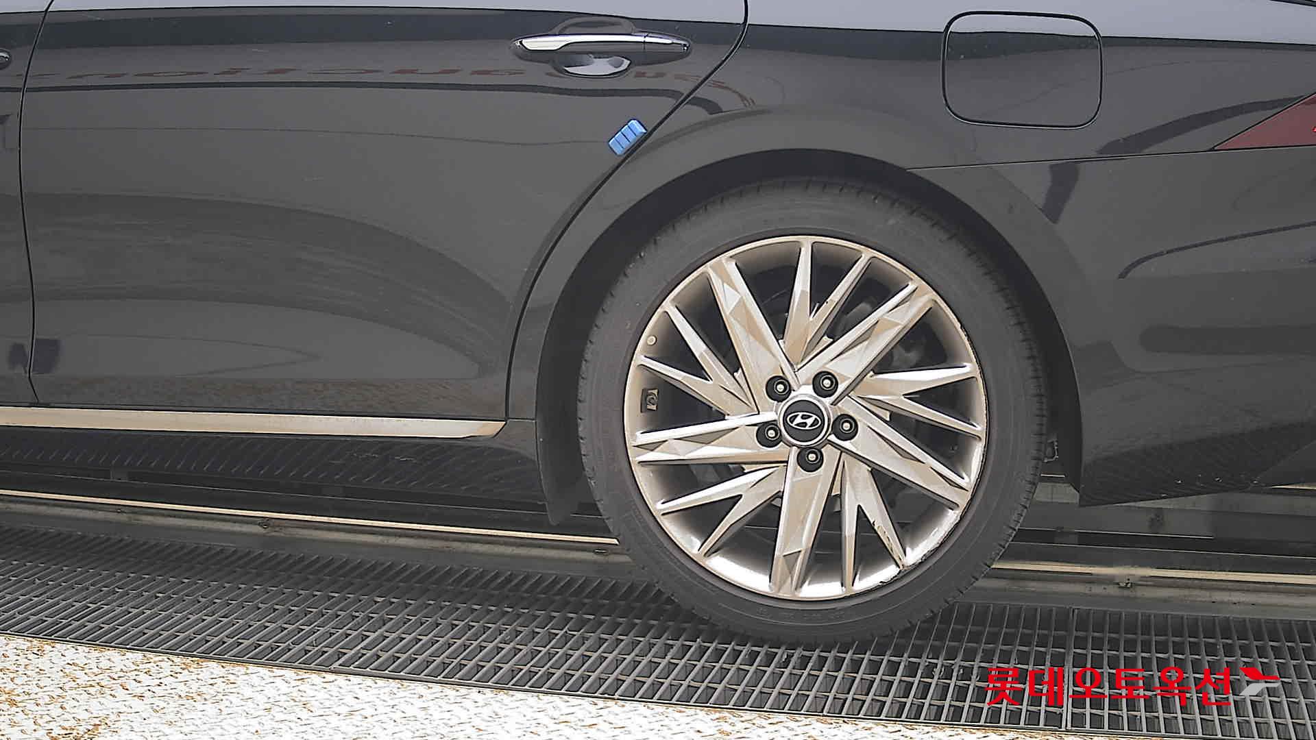 2023 - hyundai grandeur