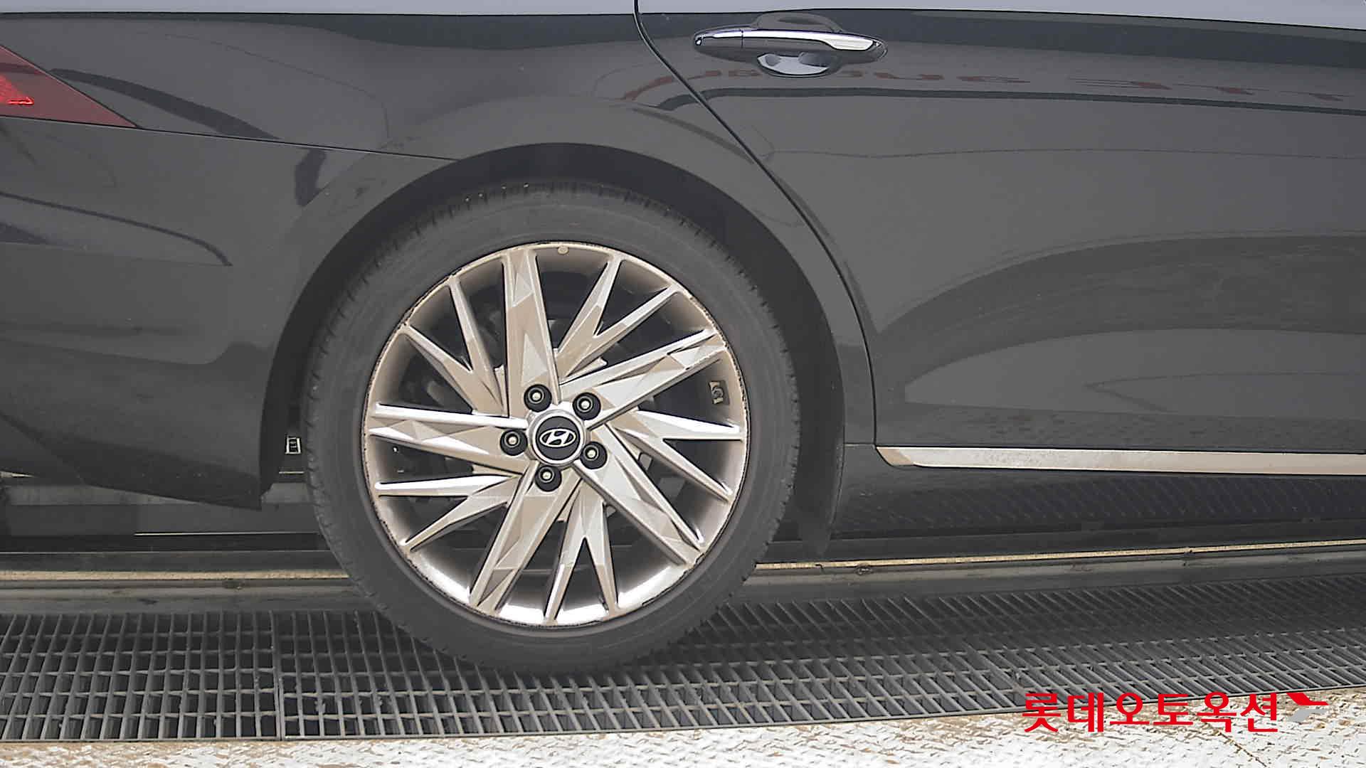2023 - hyundai grandeur
