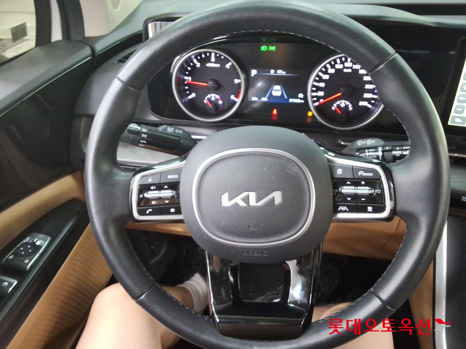 2023 - kia carnival