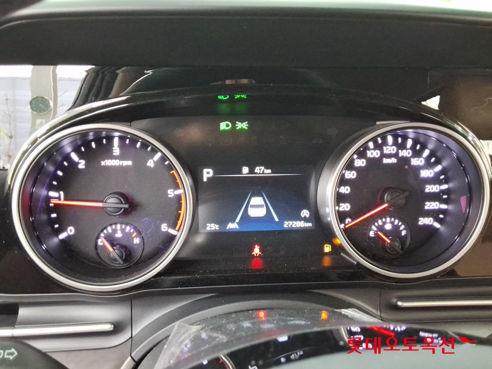 2023 - kia carnival