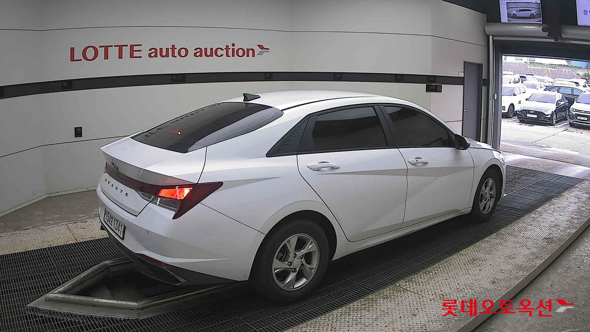 2022 - hyundai avante
