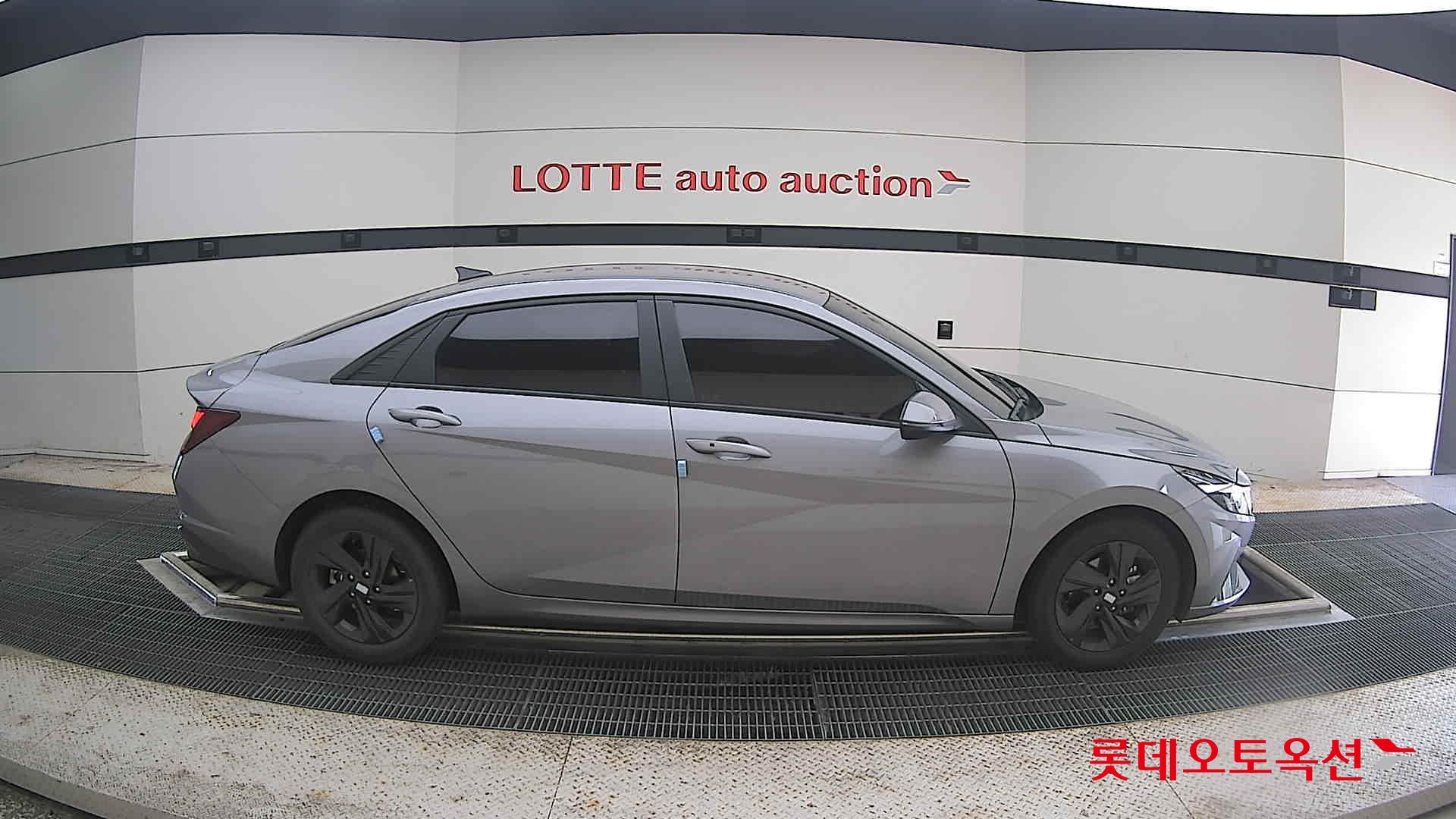 2021 - hyundai avante