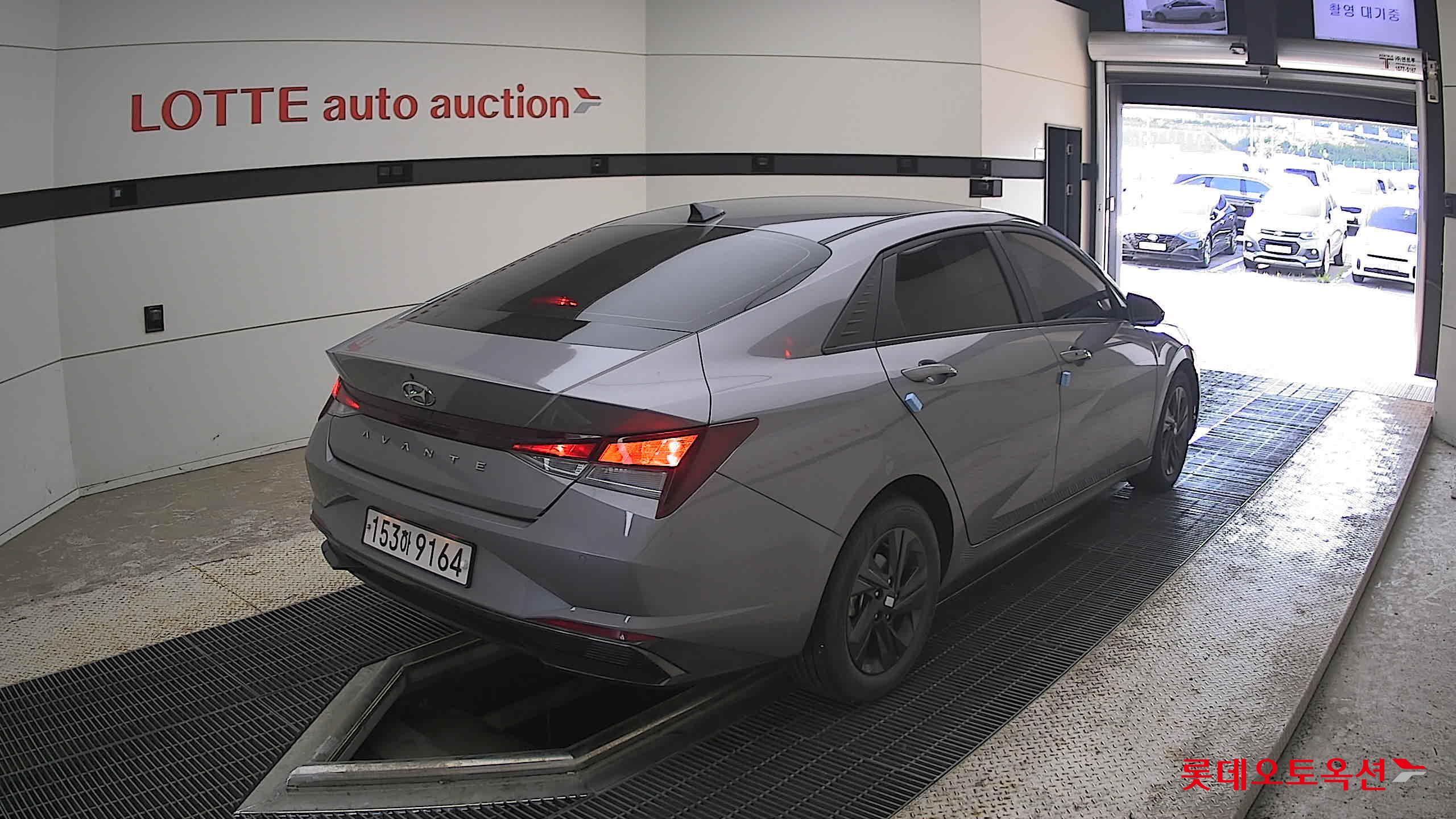 2021 - hyundai avante