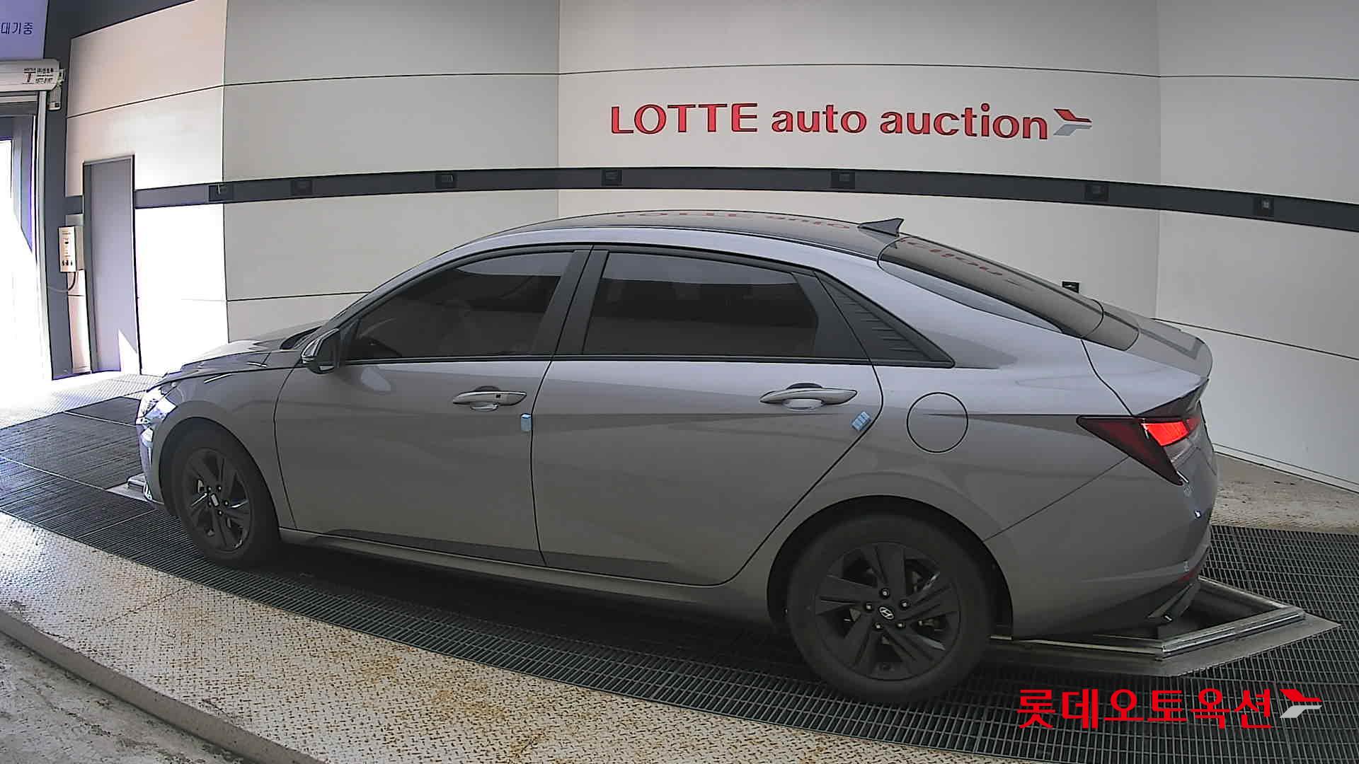 2021 - hyundai avante