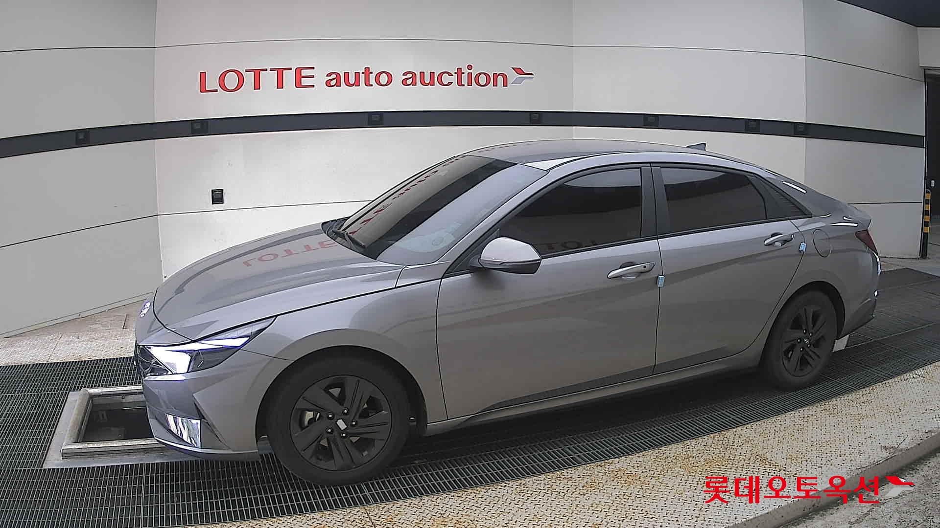 2021 - hyundai avante