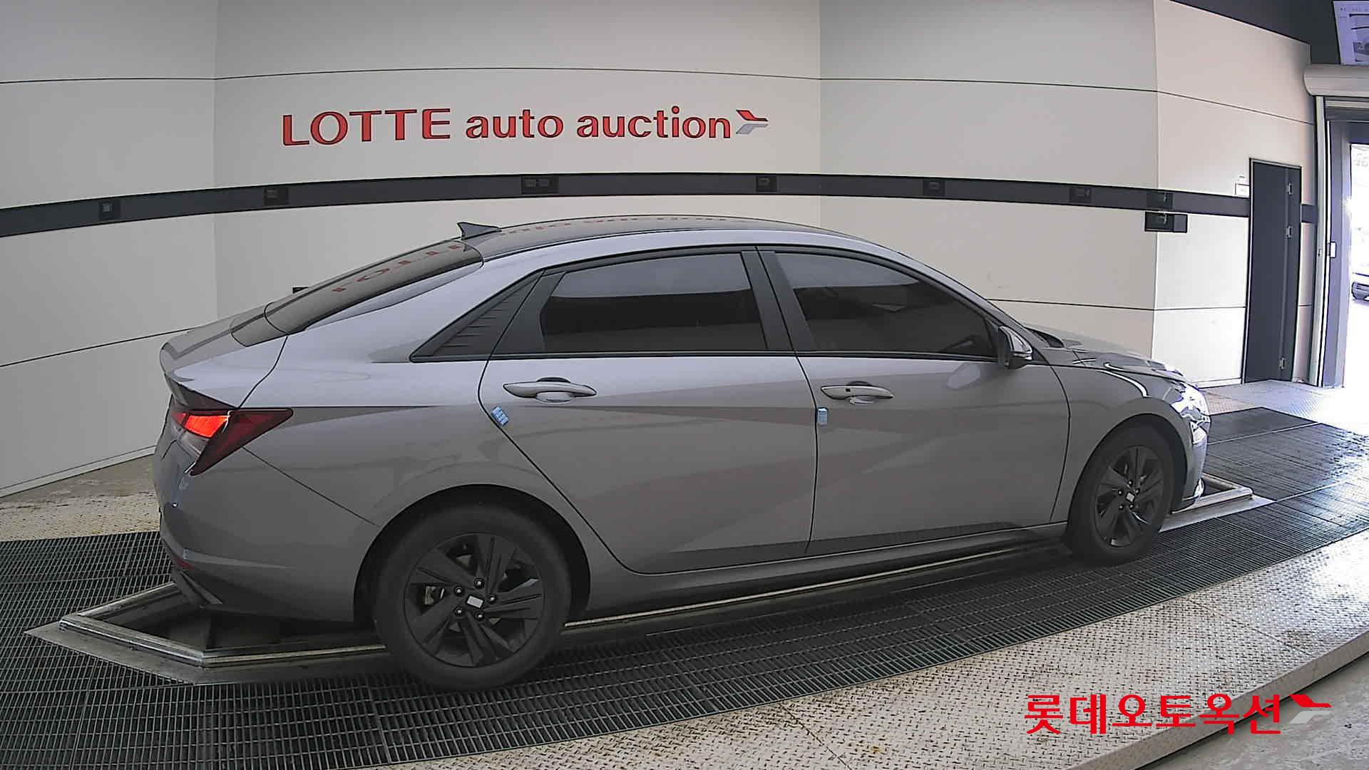 2021 - hyundai avante
