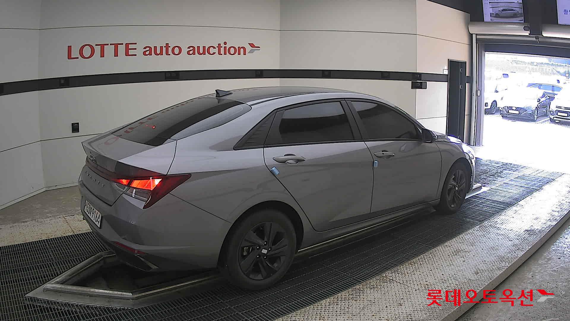 2021 - hyundai avante