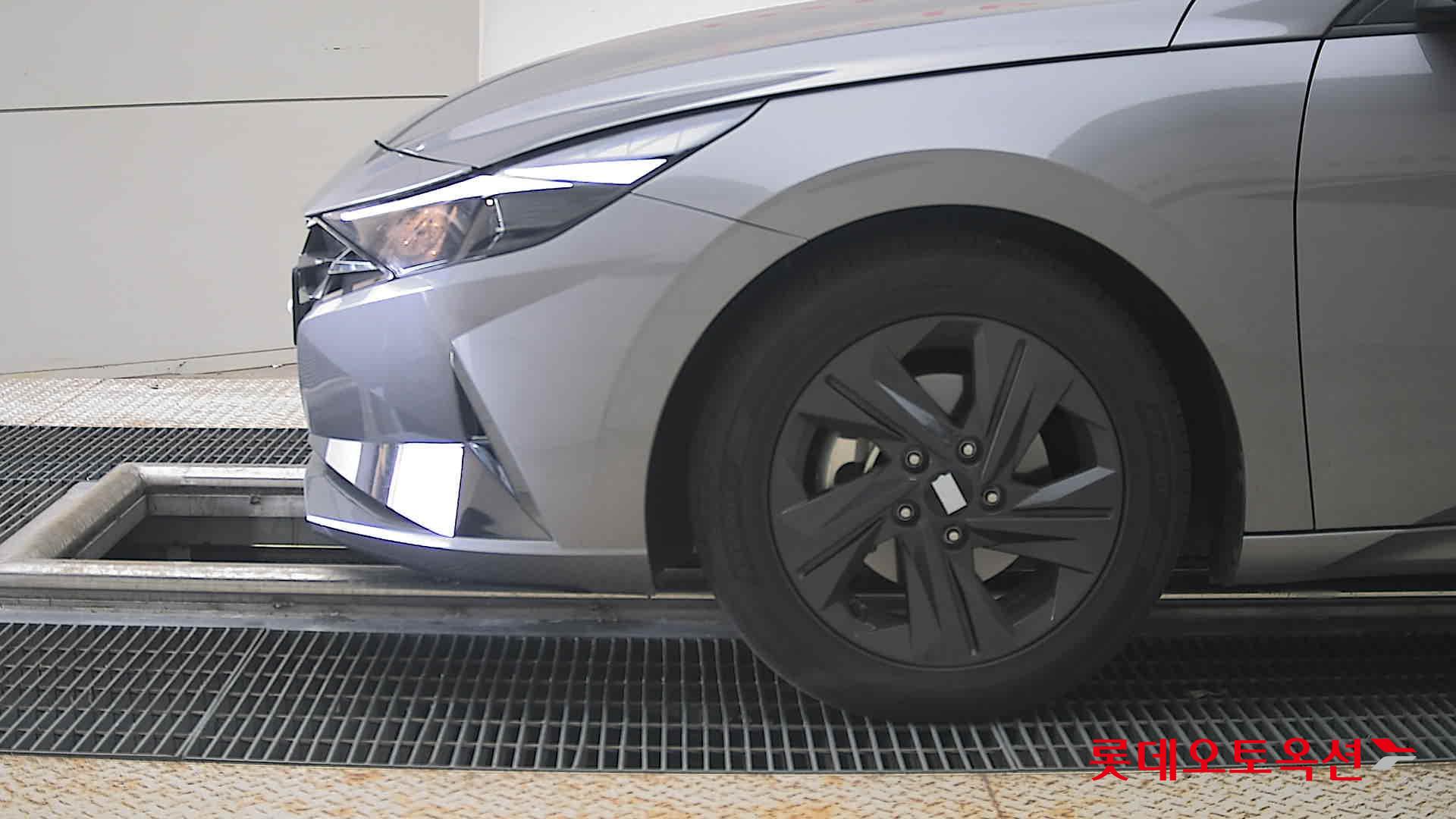 2021 - hyundai avante