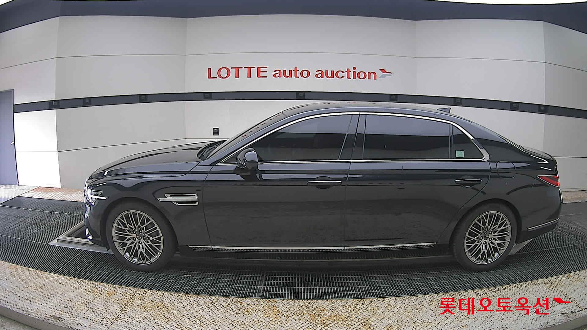 2021 - genesis g90