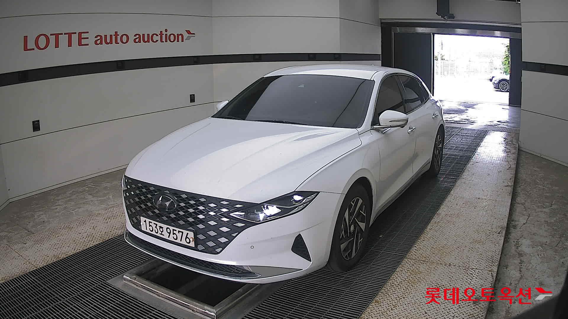 2021 - hyundai grandeur