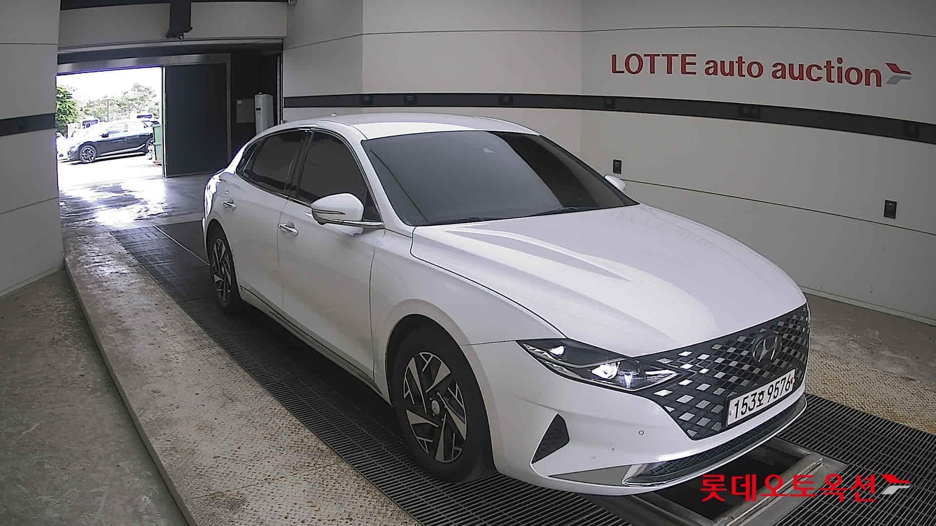 2021 - hyundai grandeur
