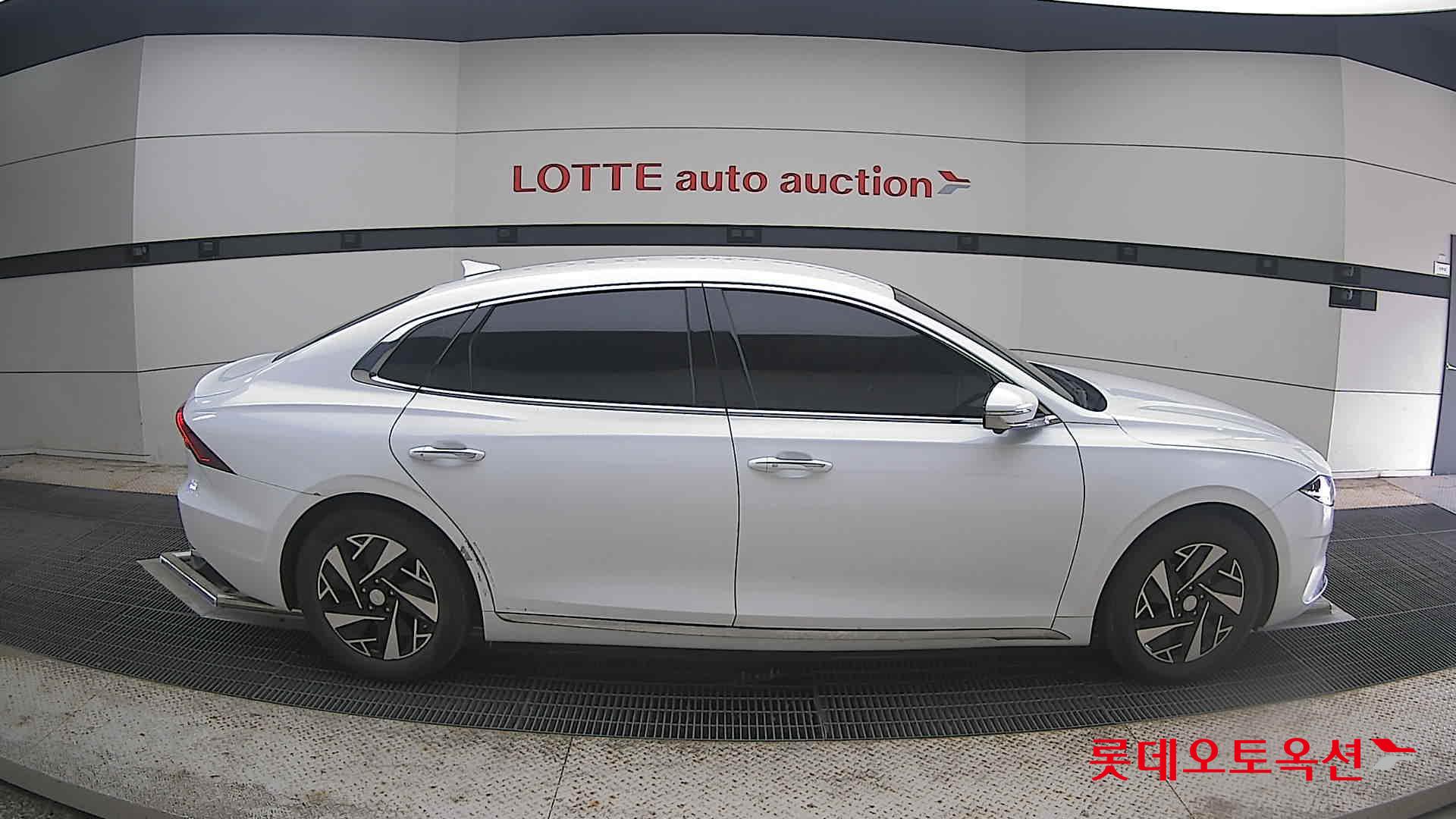 2021 - hyundai grandeur