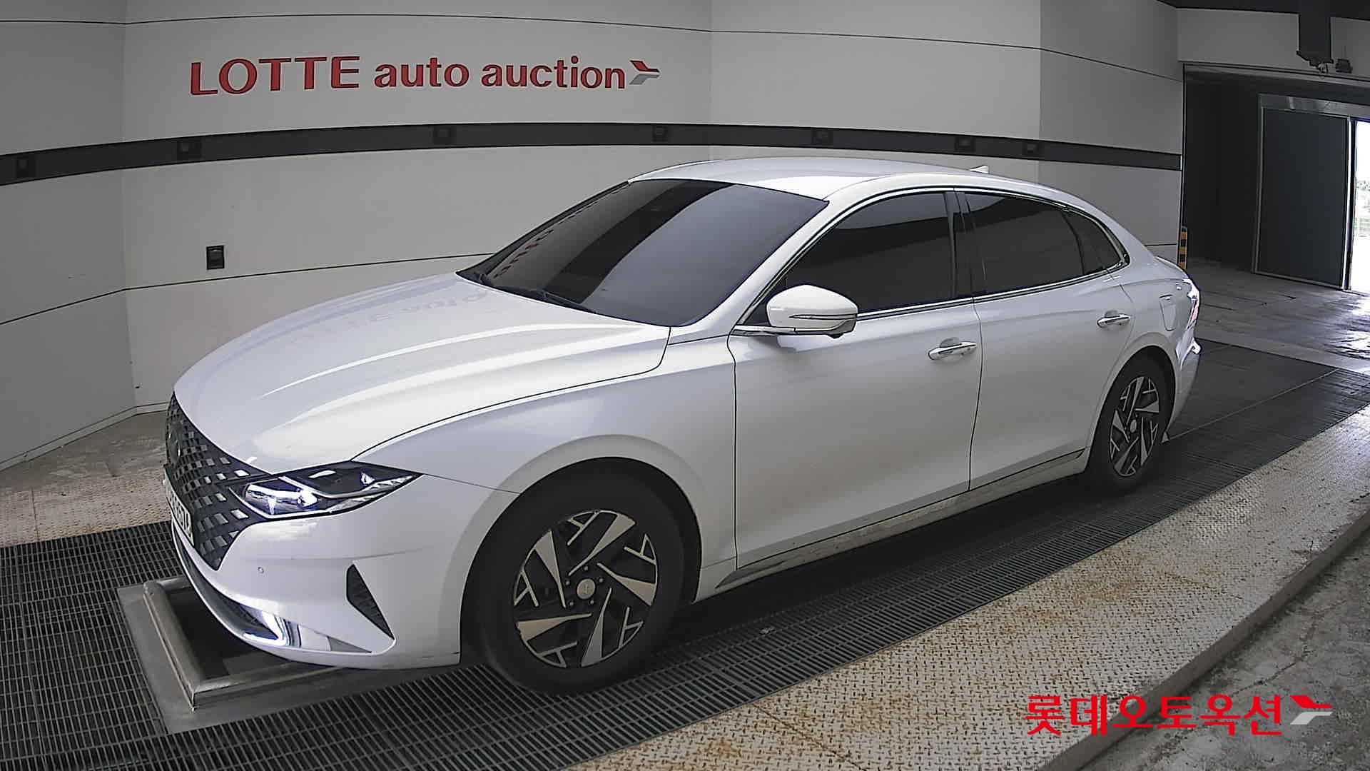 2021 - hyundai grandeur