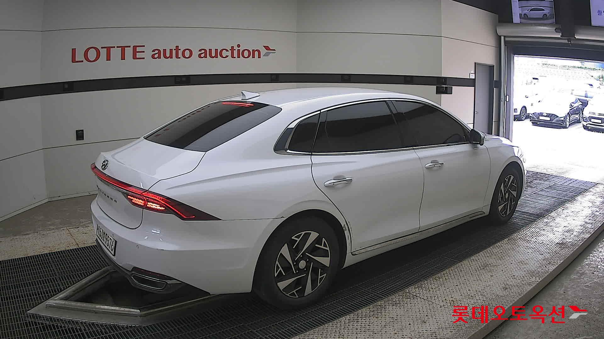 2021 - hyundai grandeur