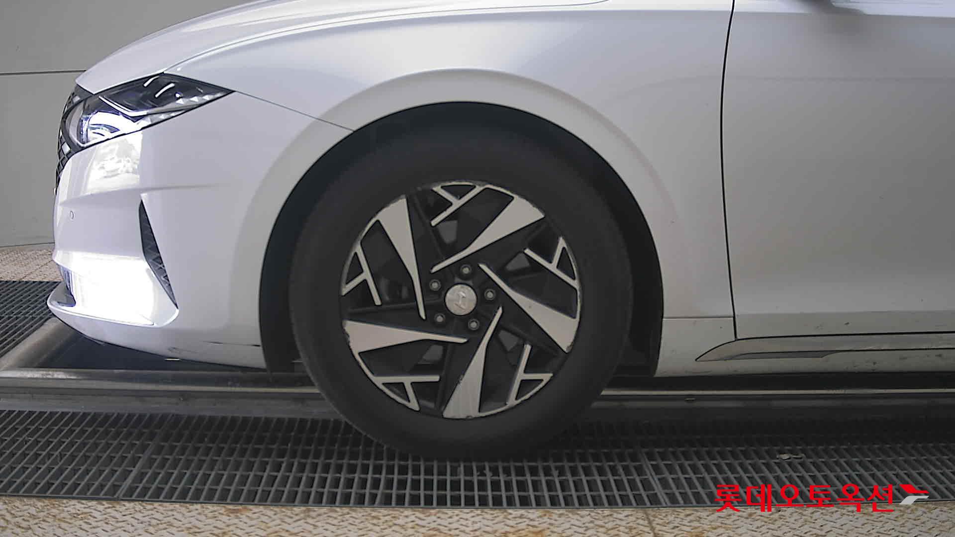 2021 - hyundai grandeur