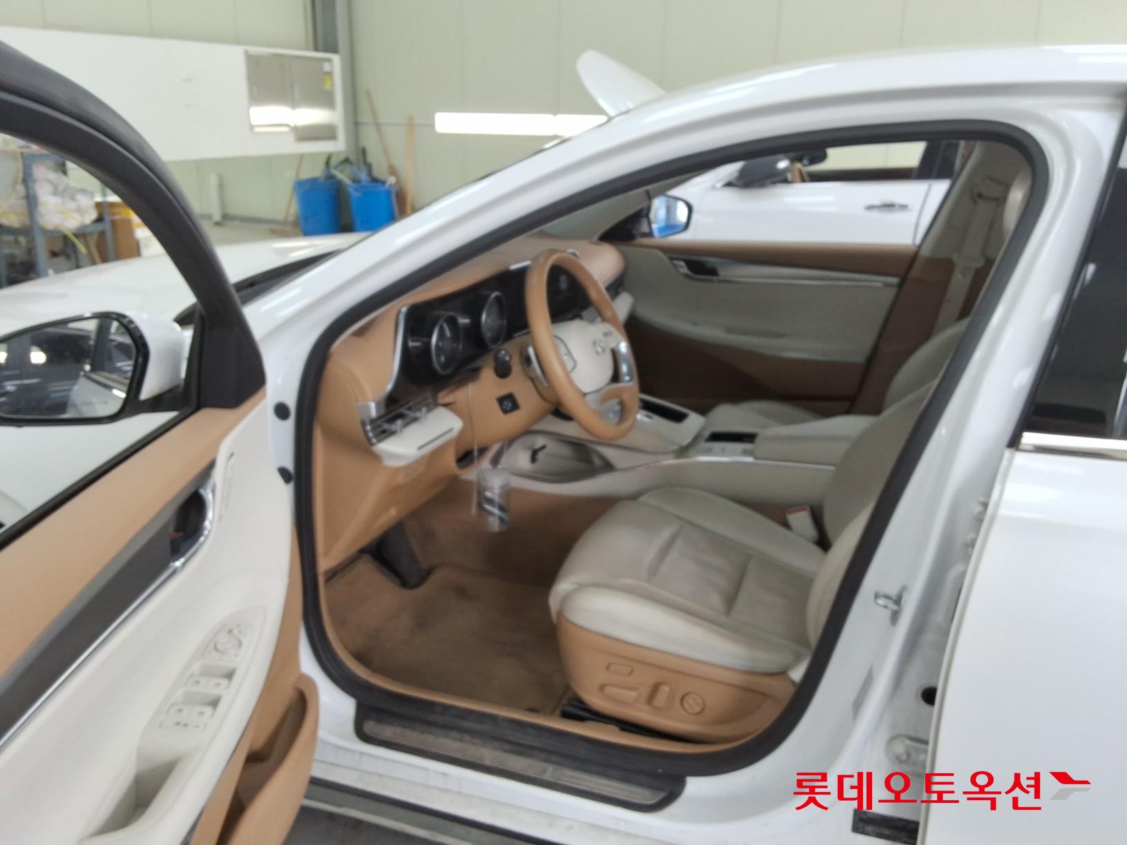 2021 - hyundai grandeur