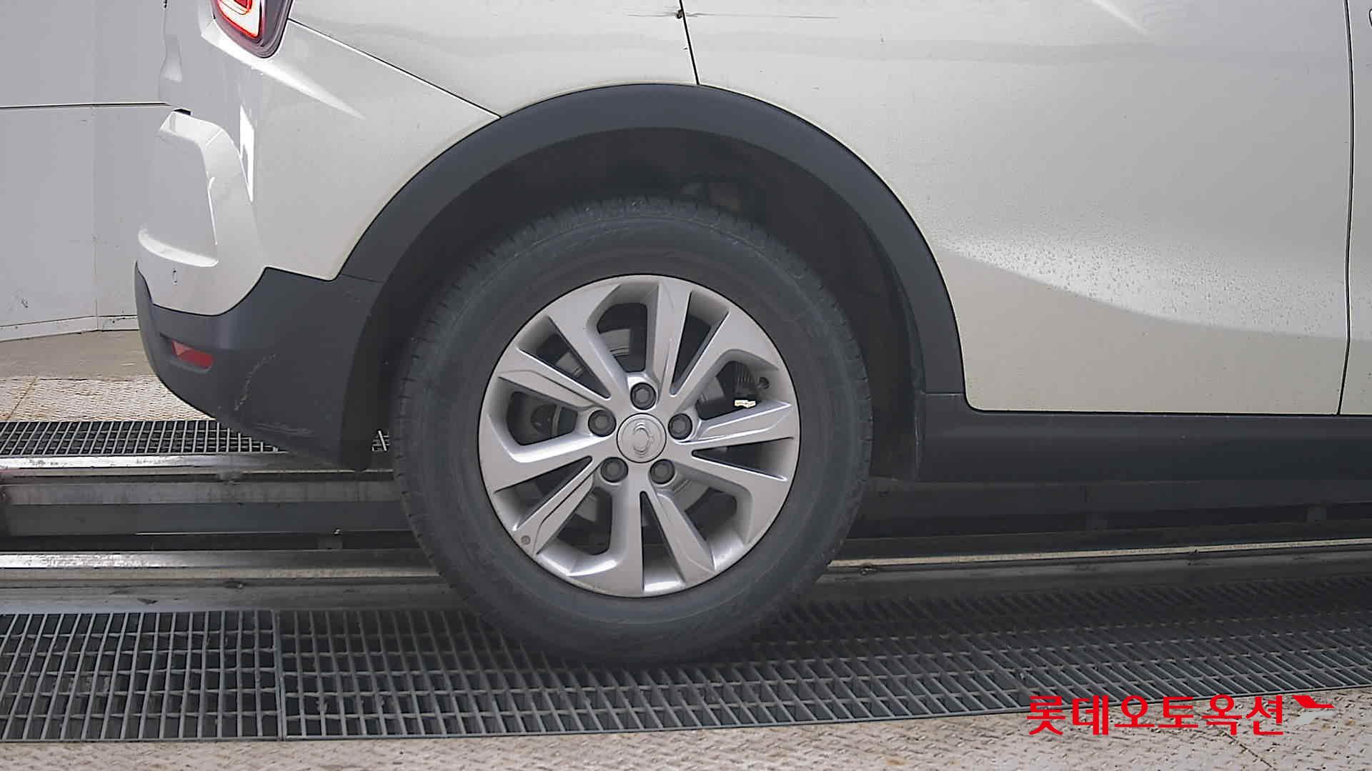 2021 - ssangyong tivoli