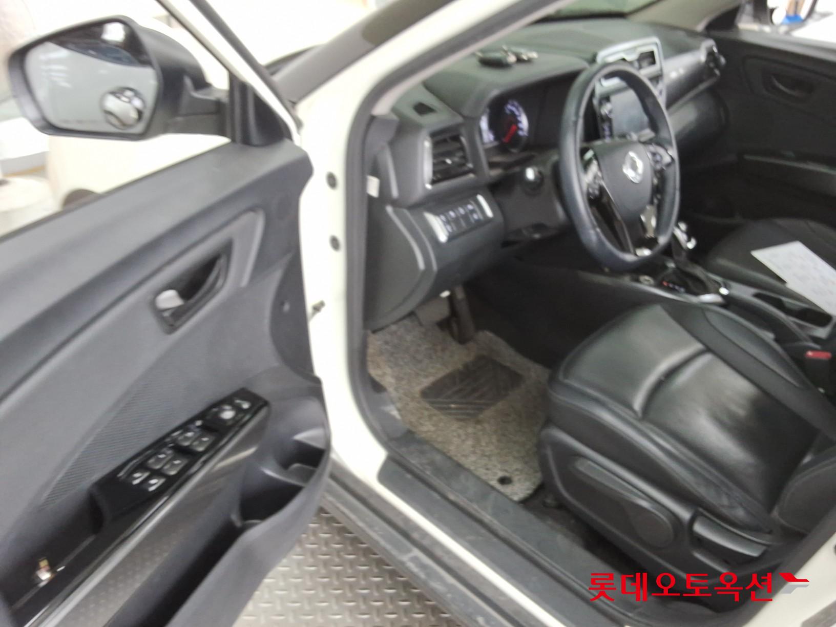 2021 - ssangyong tivoli
