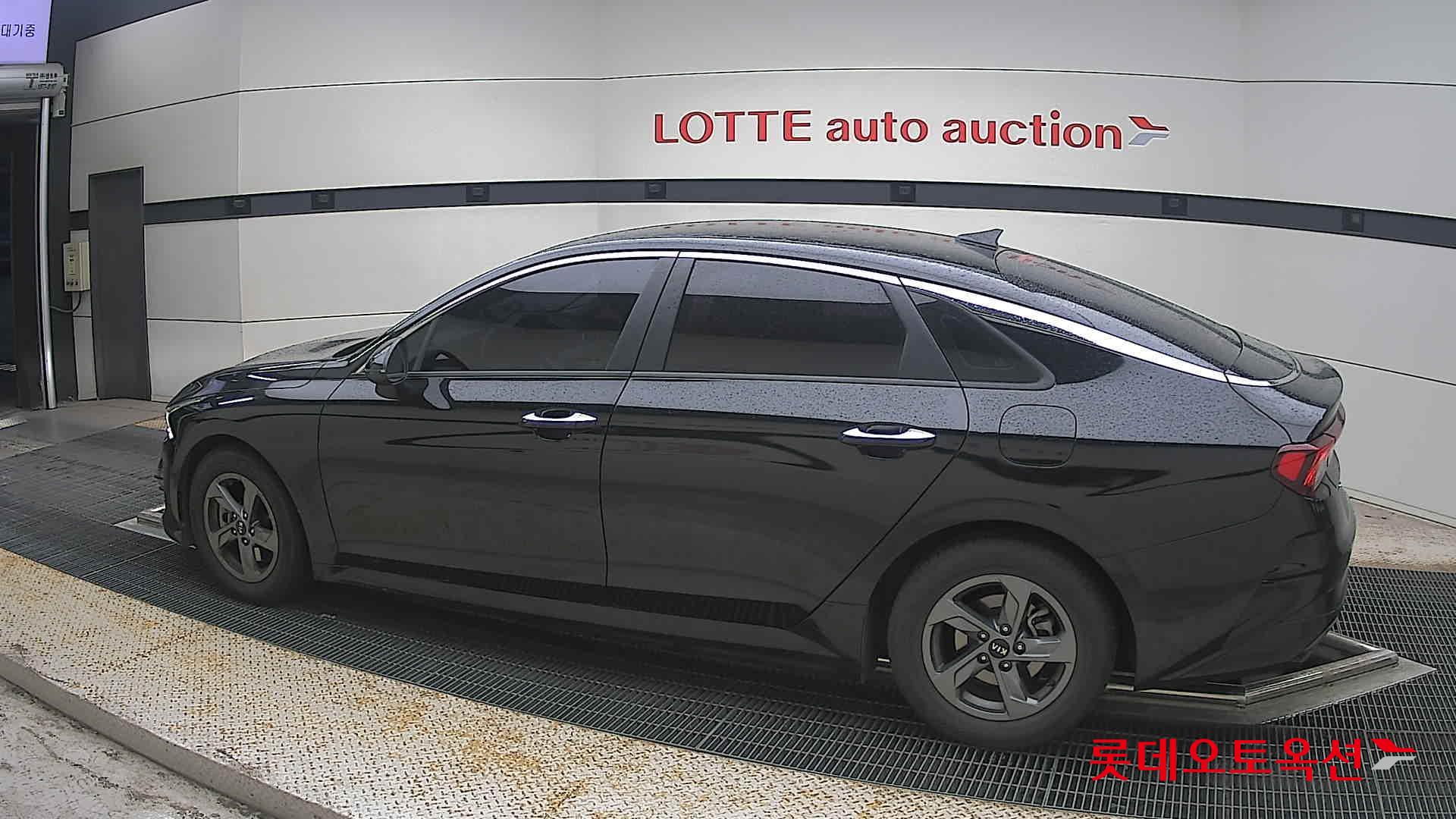 2020 - kia k5