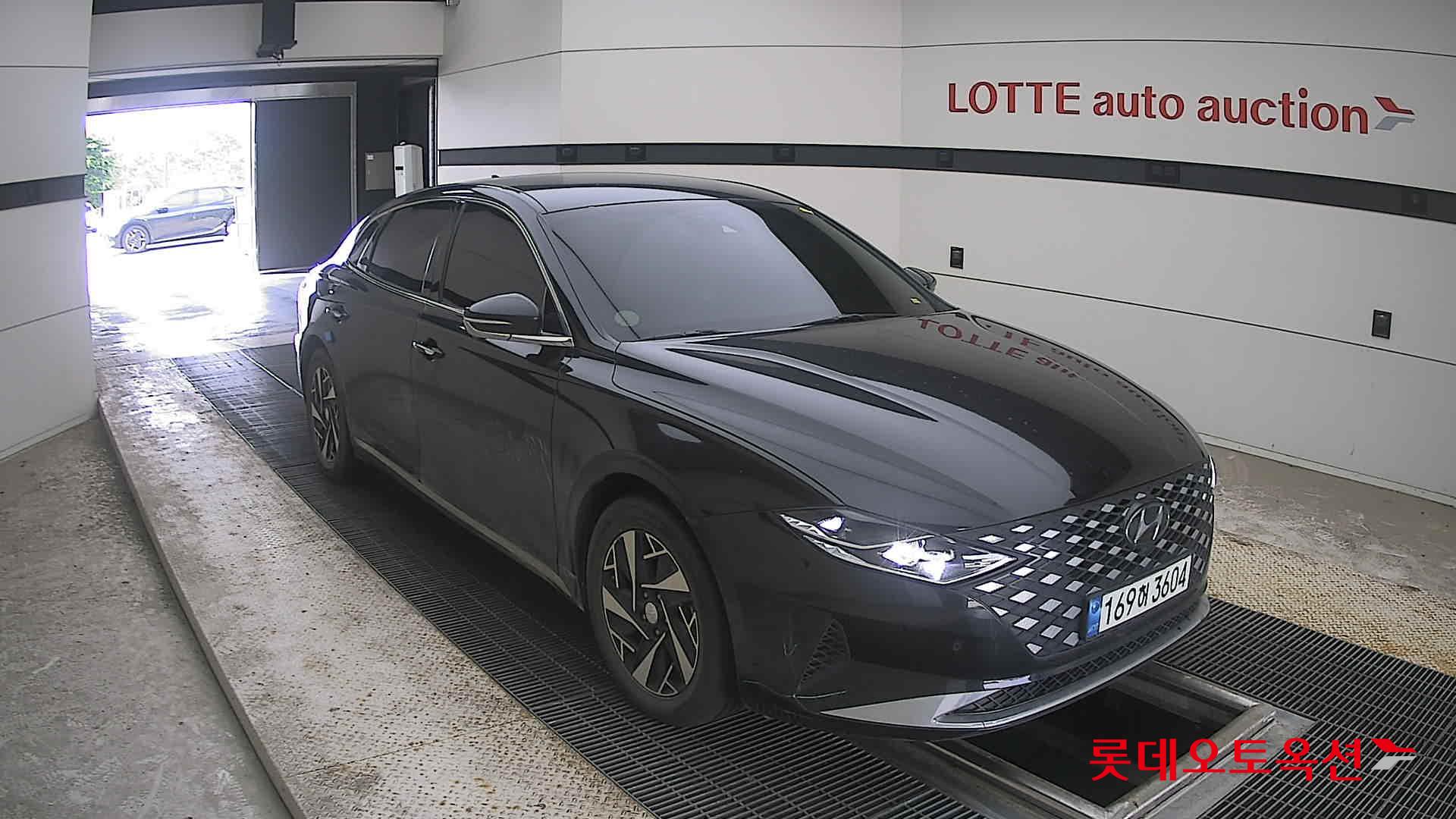 2022 - hyundai grandeur