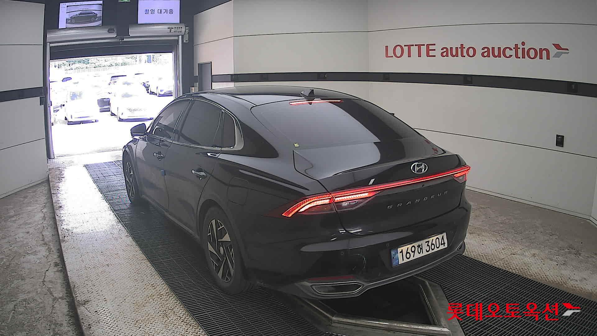 2022 - hyundai grandeur