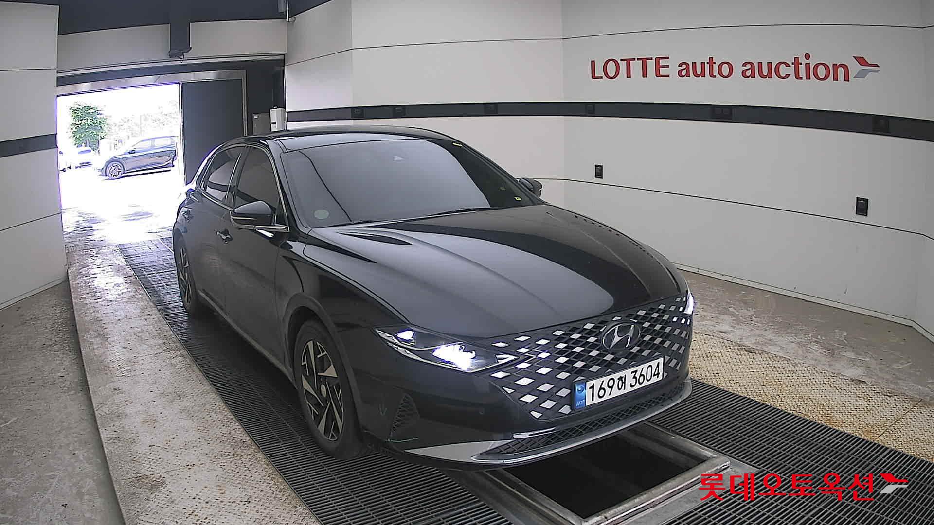2022 - hyundai grandeur