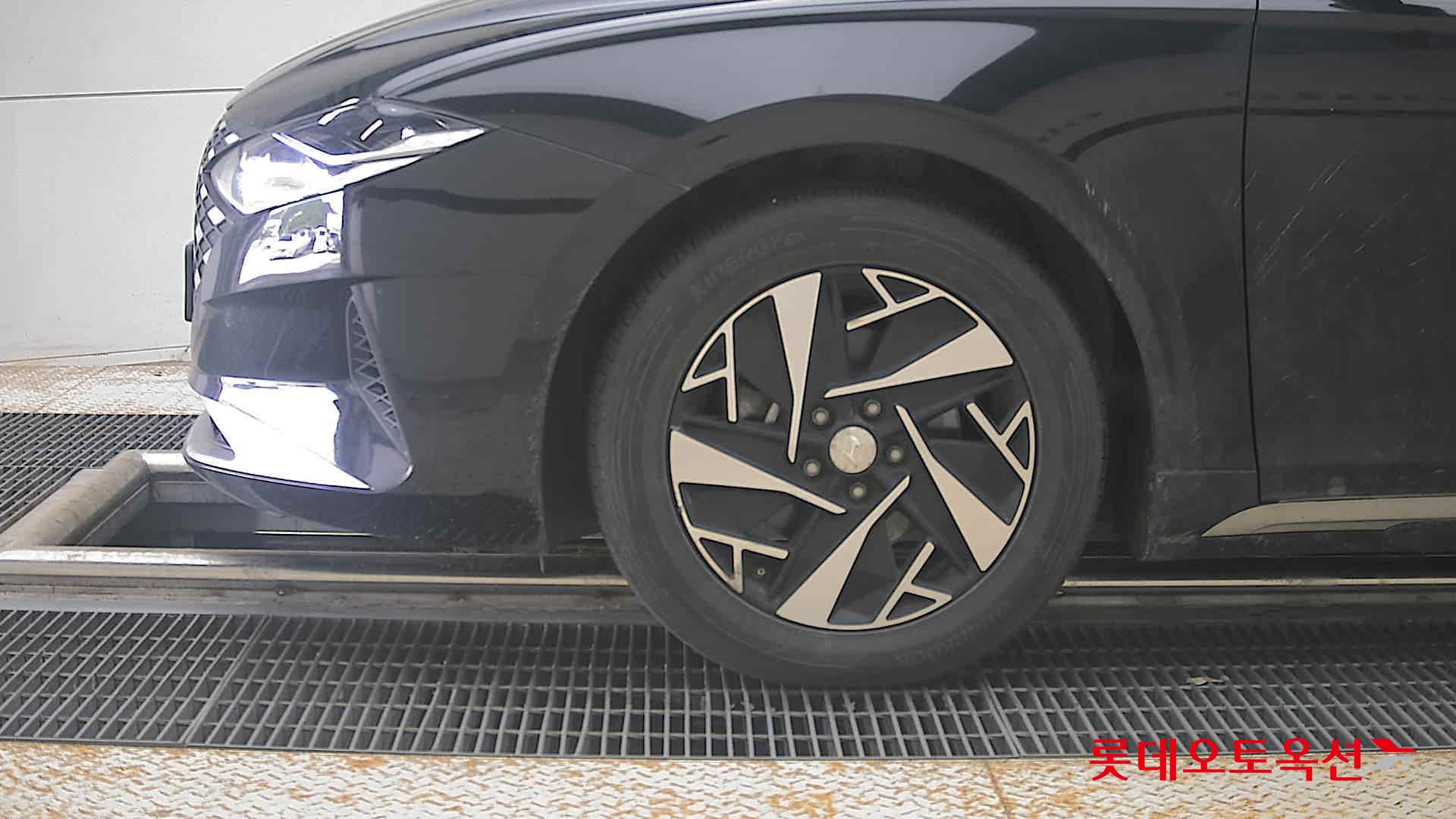 2022 - hyundai grandeur