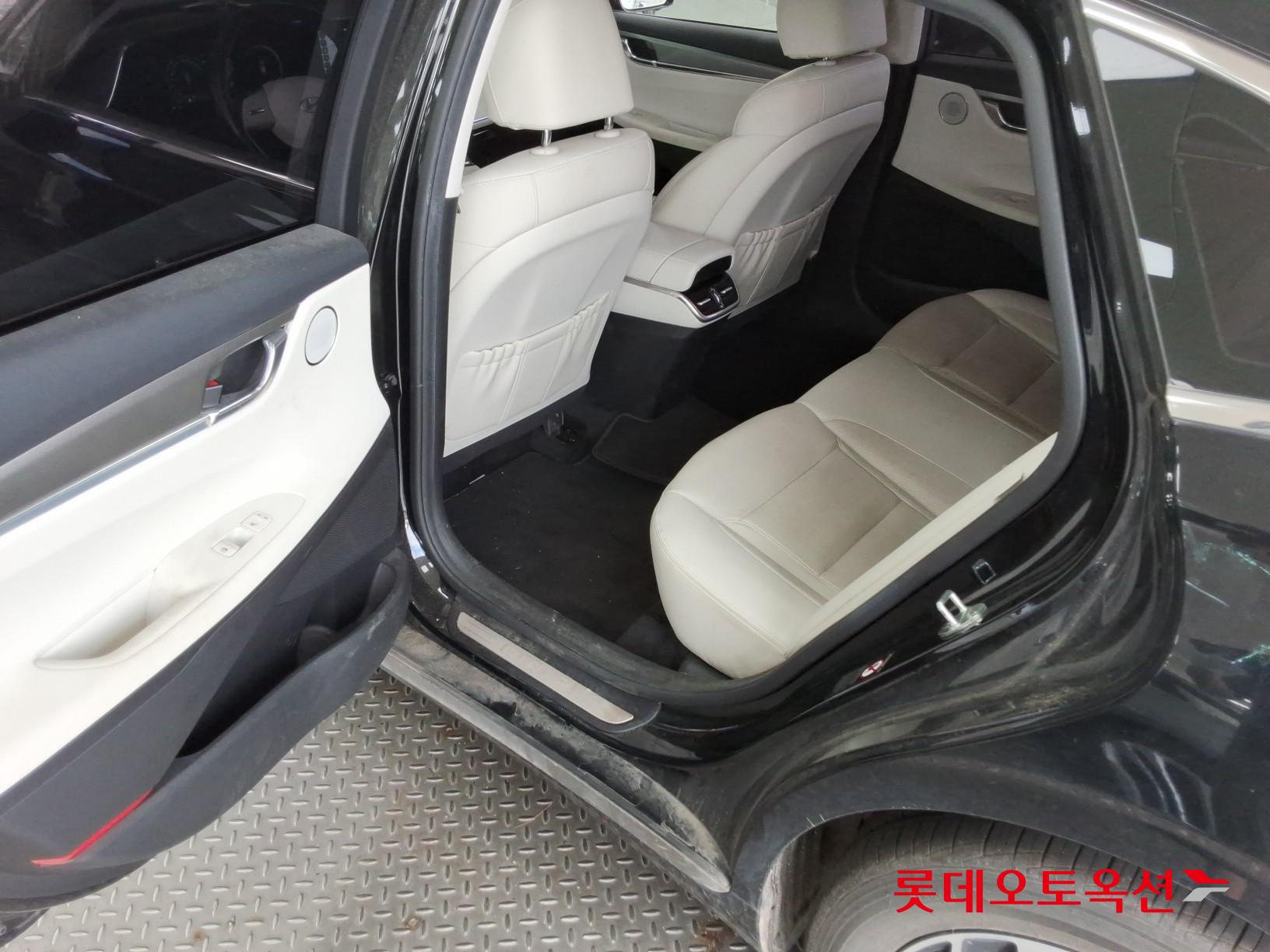 2022 - hyundai grandeur