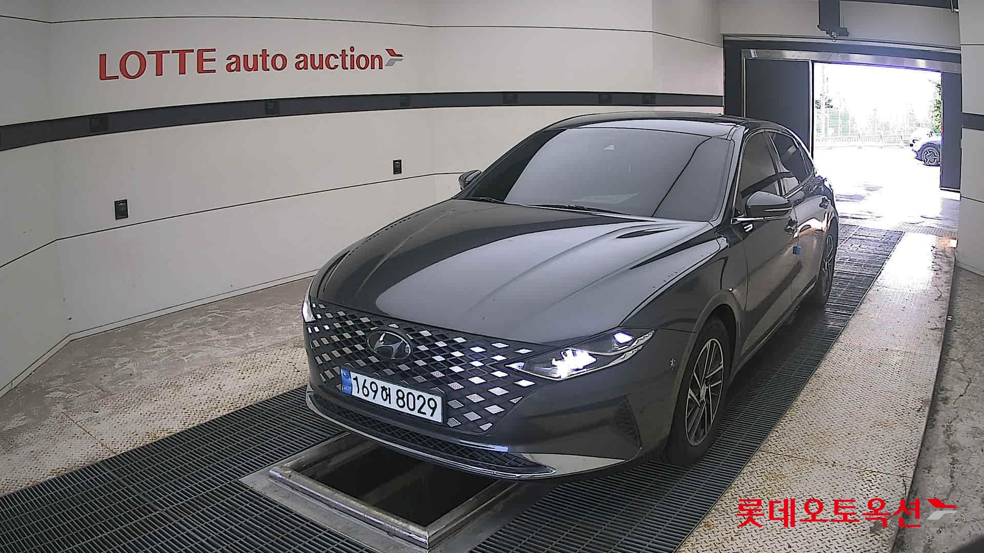 2022 - hyundai grandeur