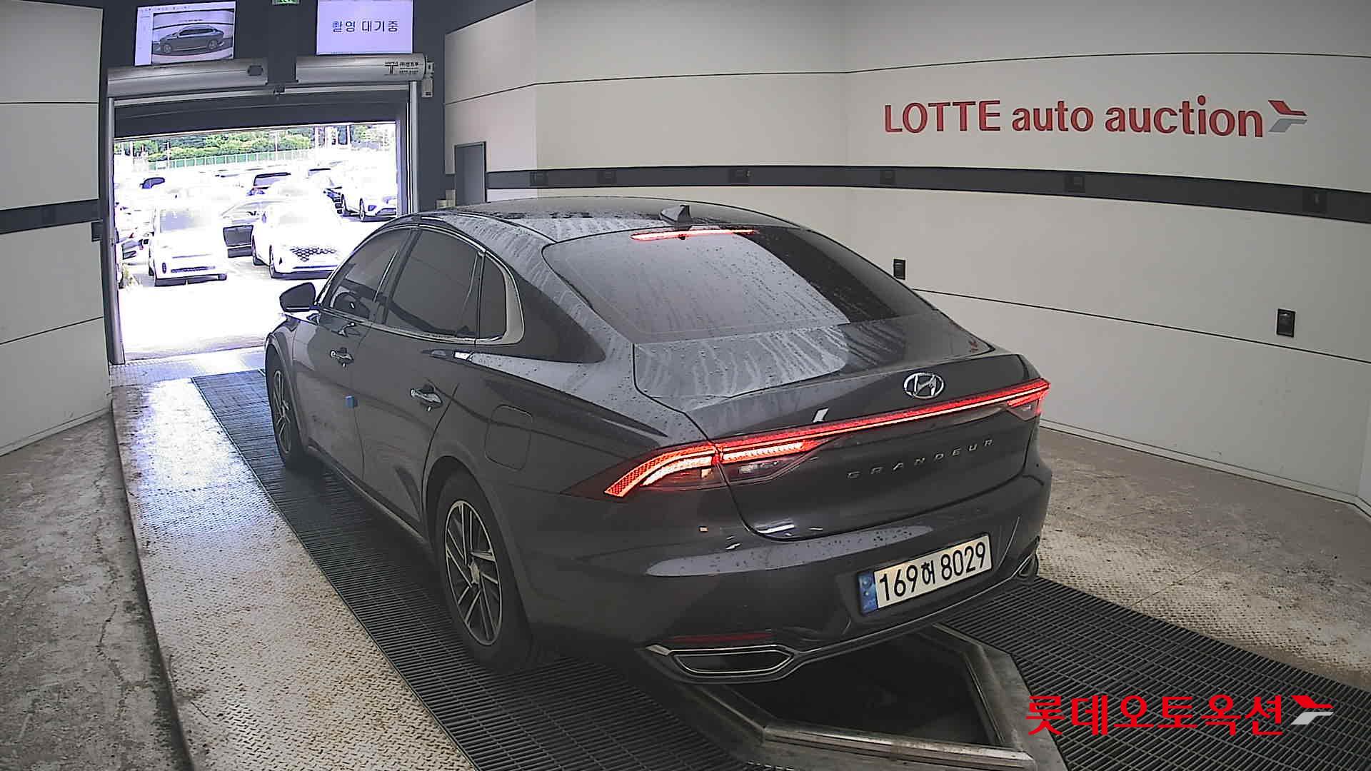 2022 - hyundai grandeur