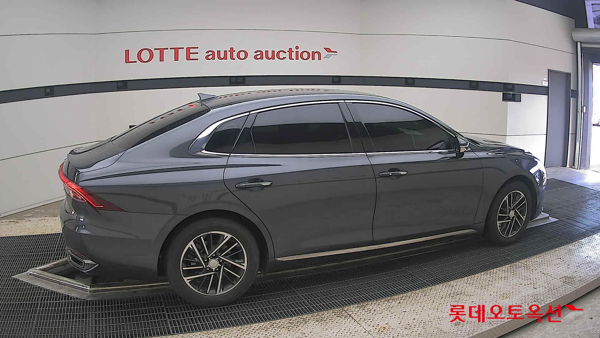 2022 - hyundai grandeur
