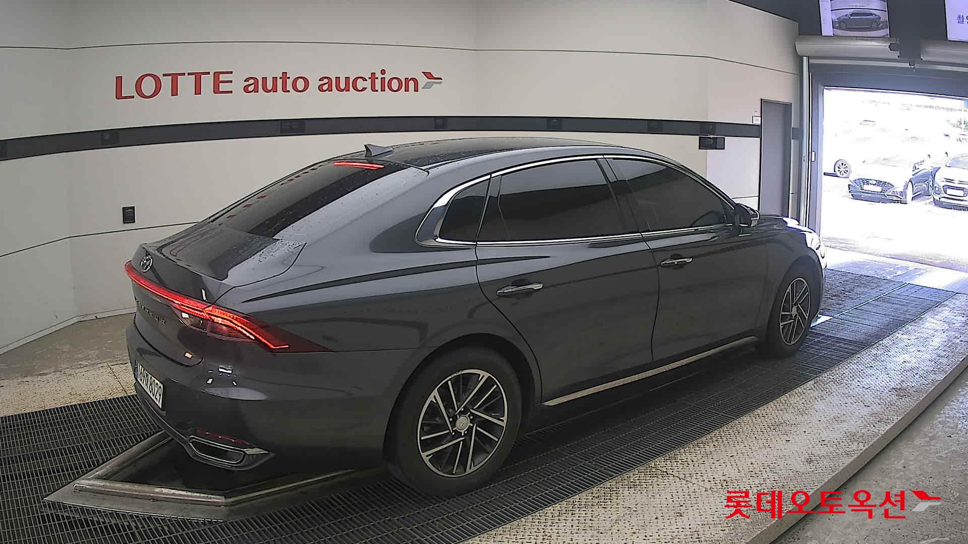 2022 - hyundai grandeur