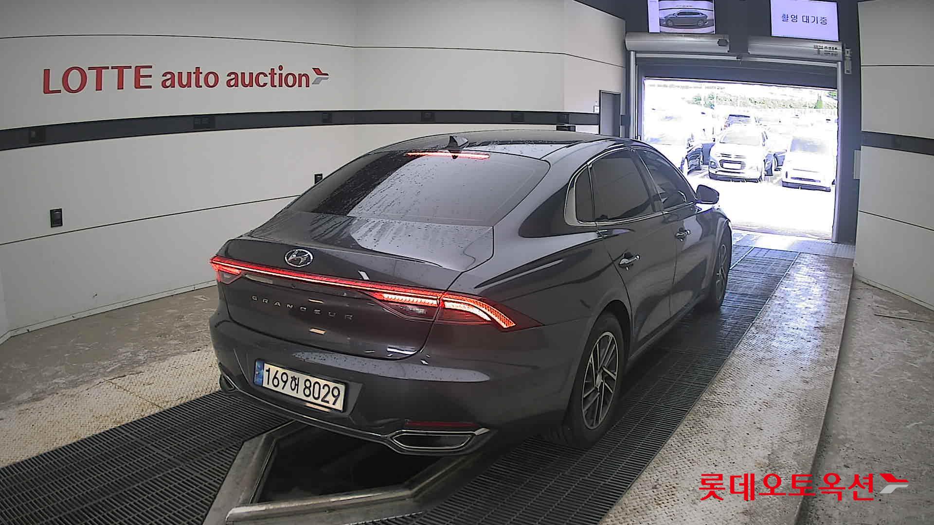2022 - hyundai grandeur