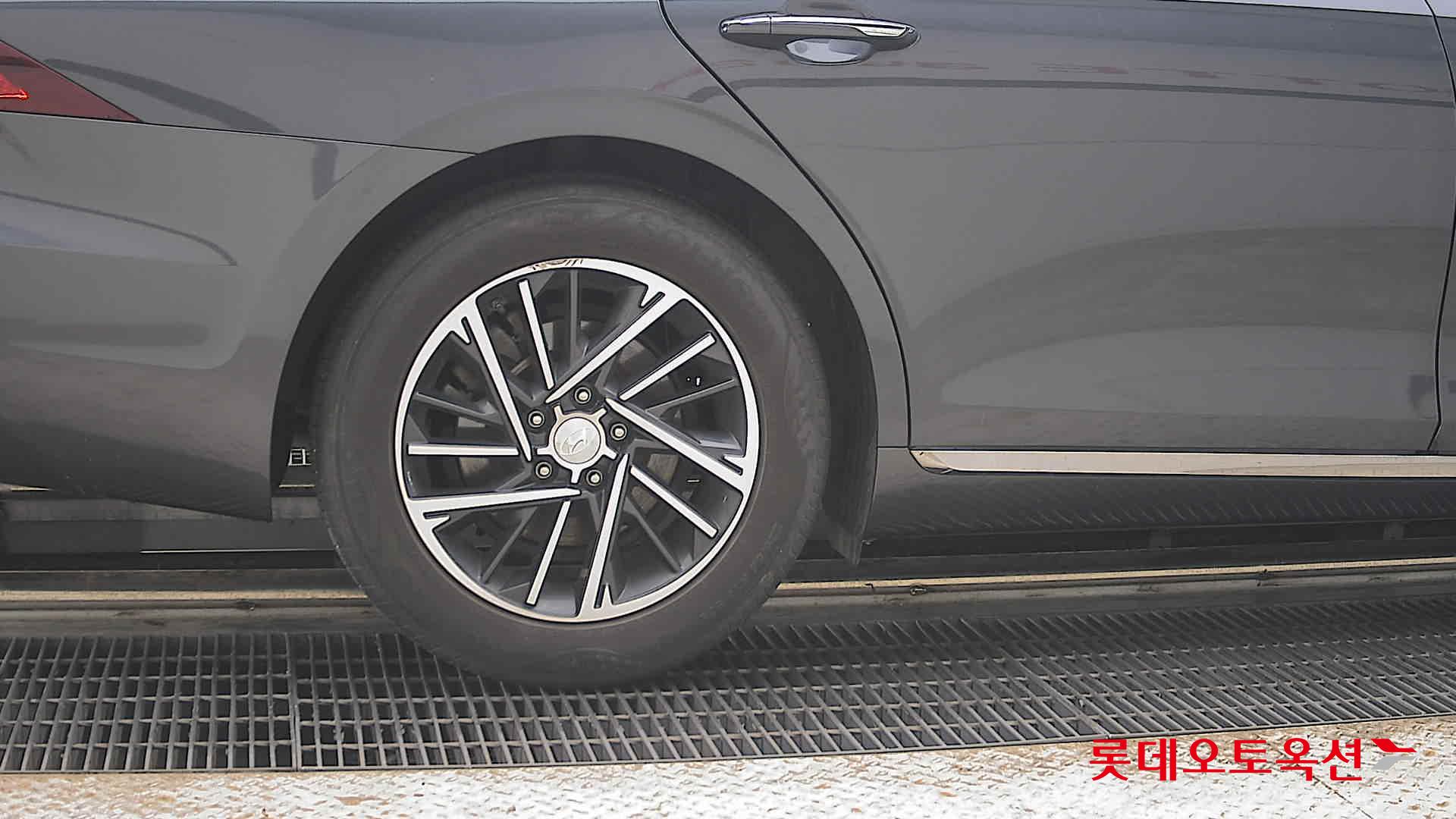2022 - hyundai grandeur