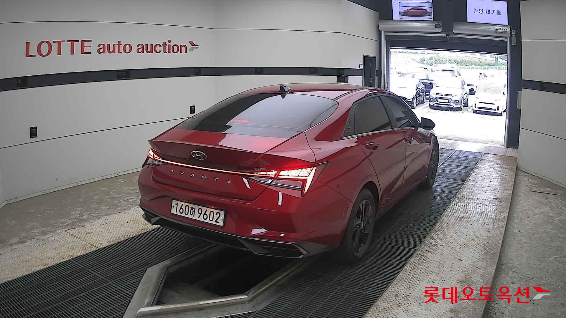 2021 - hyundai avante
