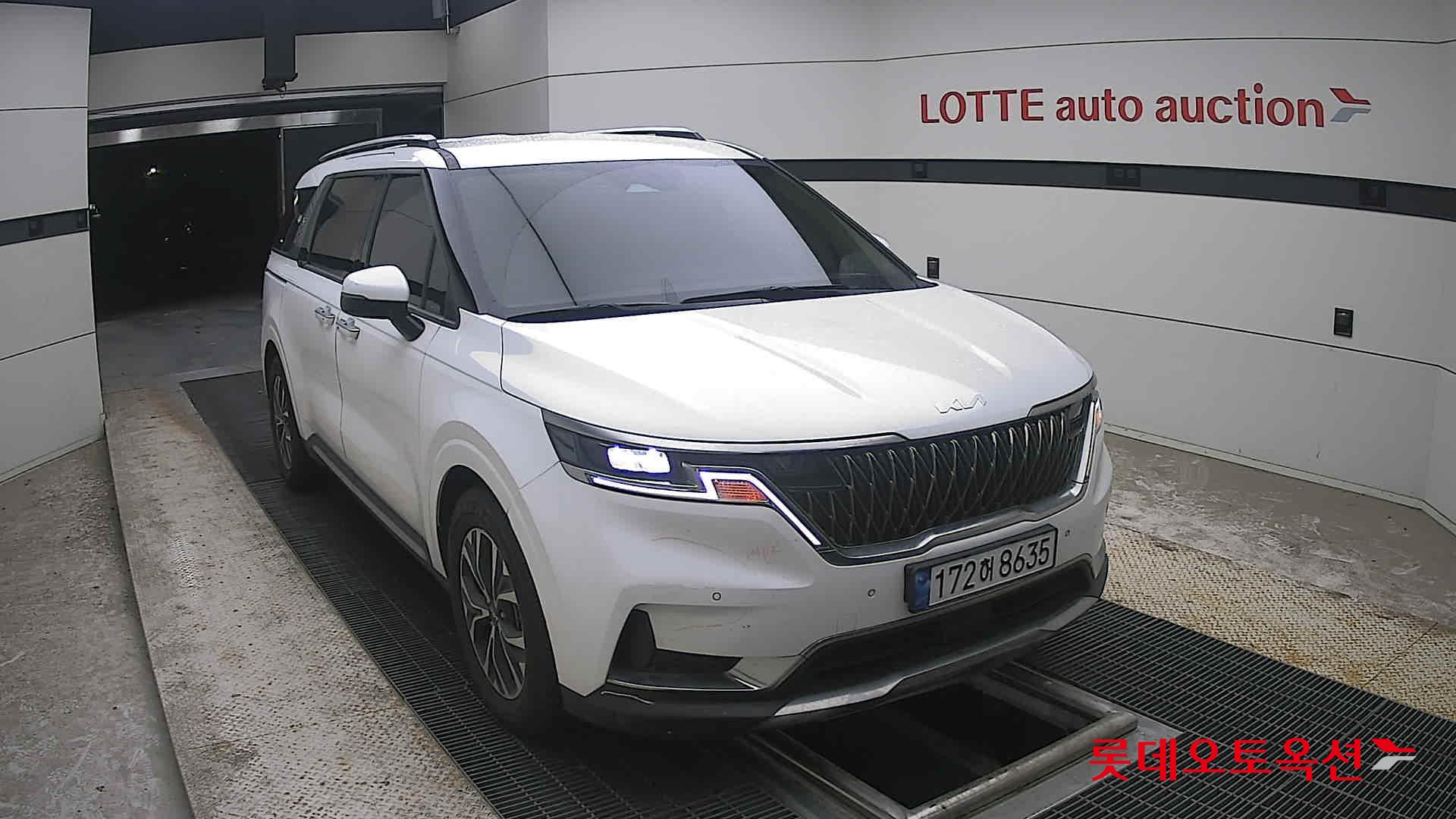 2023 - kia carnival