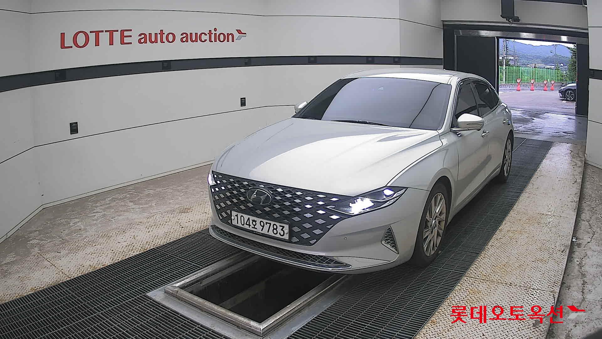 2020 - hyundai grandeur