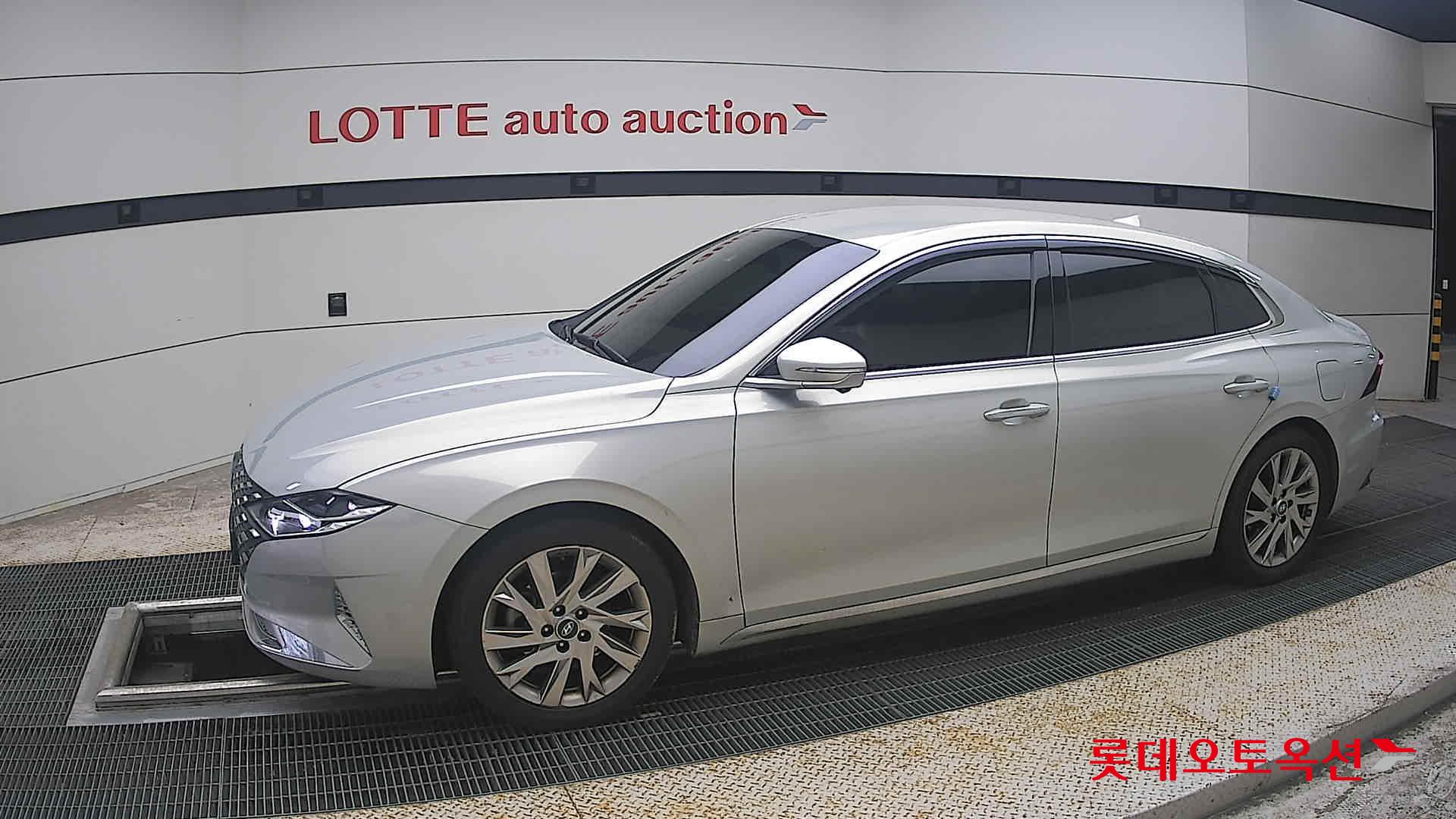 2020 - hyundai grandeur