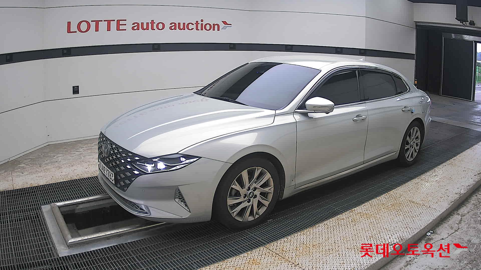 2020 - hyundai grandeur