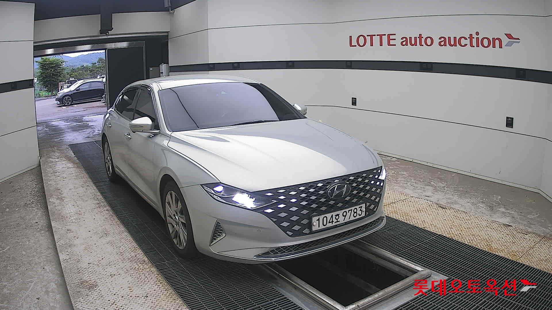 2020 - hyundai grandeur