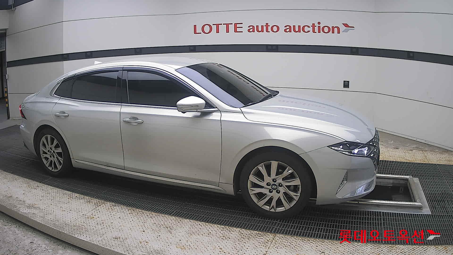 2020 - hyundai grandeur