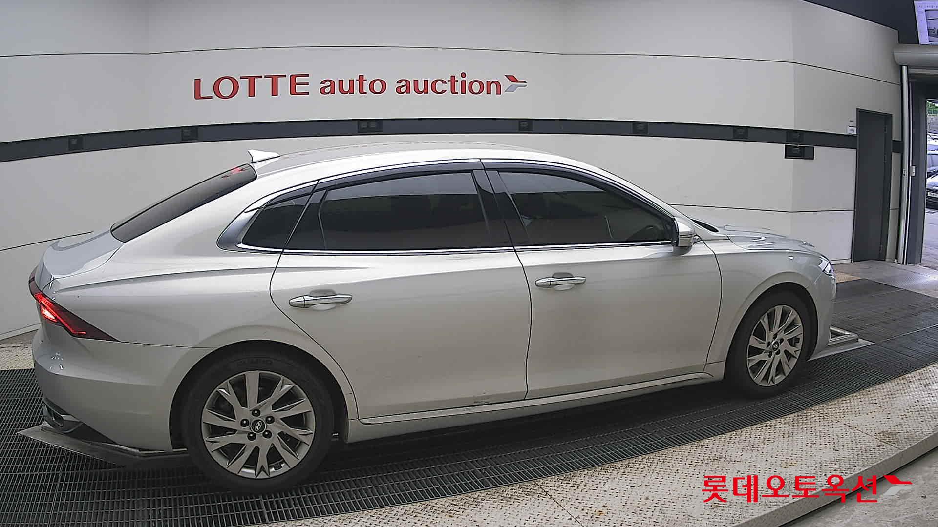 2020 - hyundai grandeur