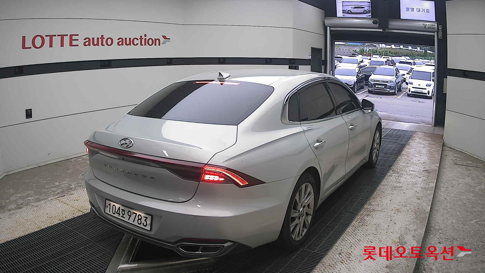 2020 - hyundai grandeur