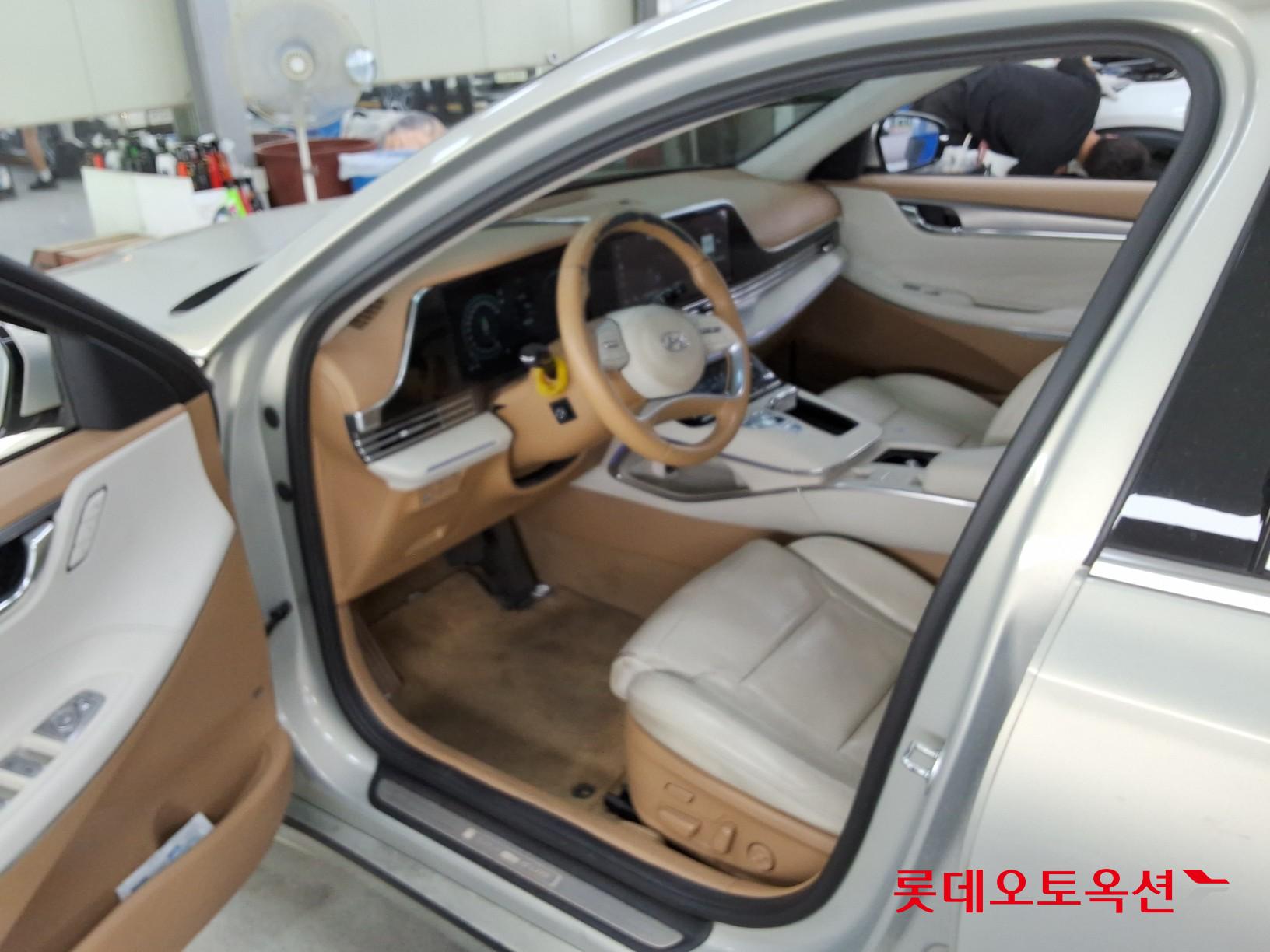 2020 - hyundai grandeur