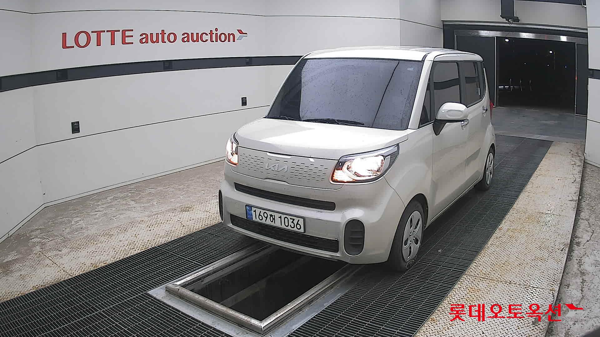 2022 - kia ray