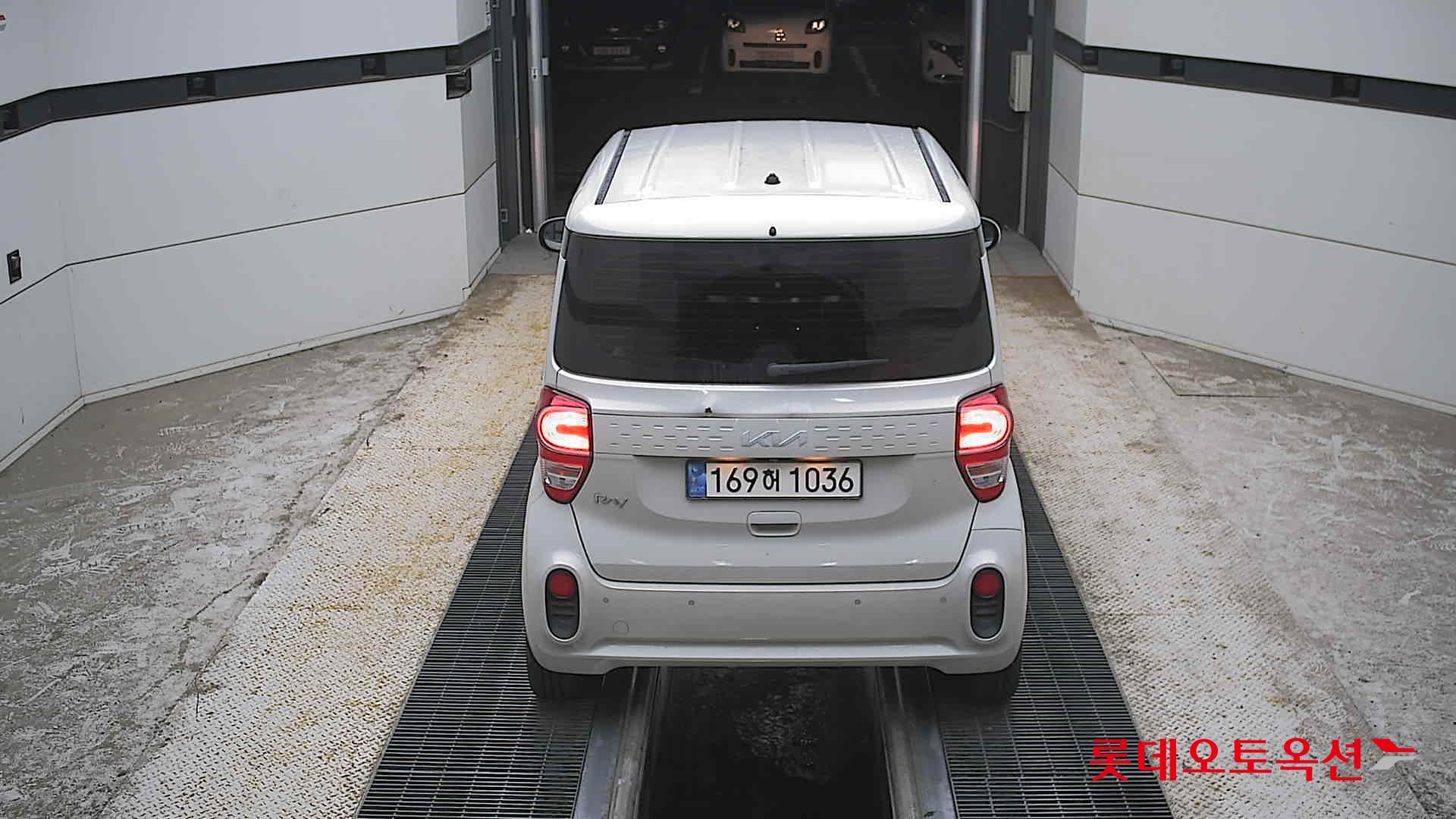 2022 - kia ray
